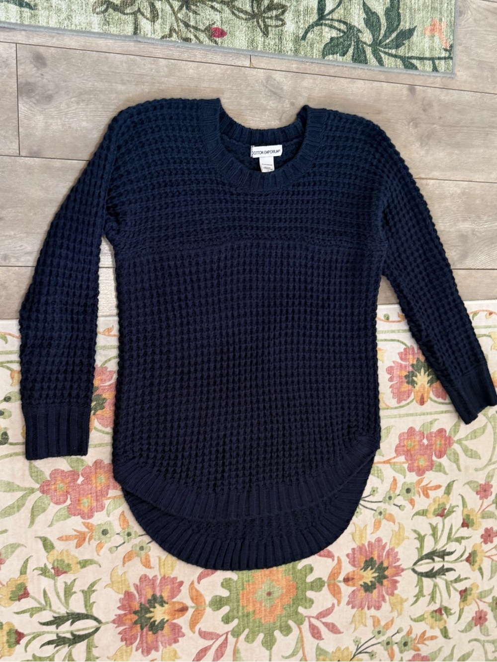 Cotton Emporium Women’s Navy Waffle-Knit High Low Crewneck Sweater Large